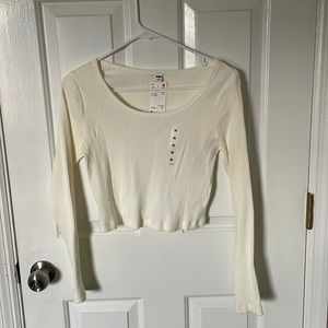 NWT Uniqlo Crop Top (long sleeve)